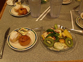 09-07-2 Dinner at eat'n Park in Prime Outlets